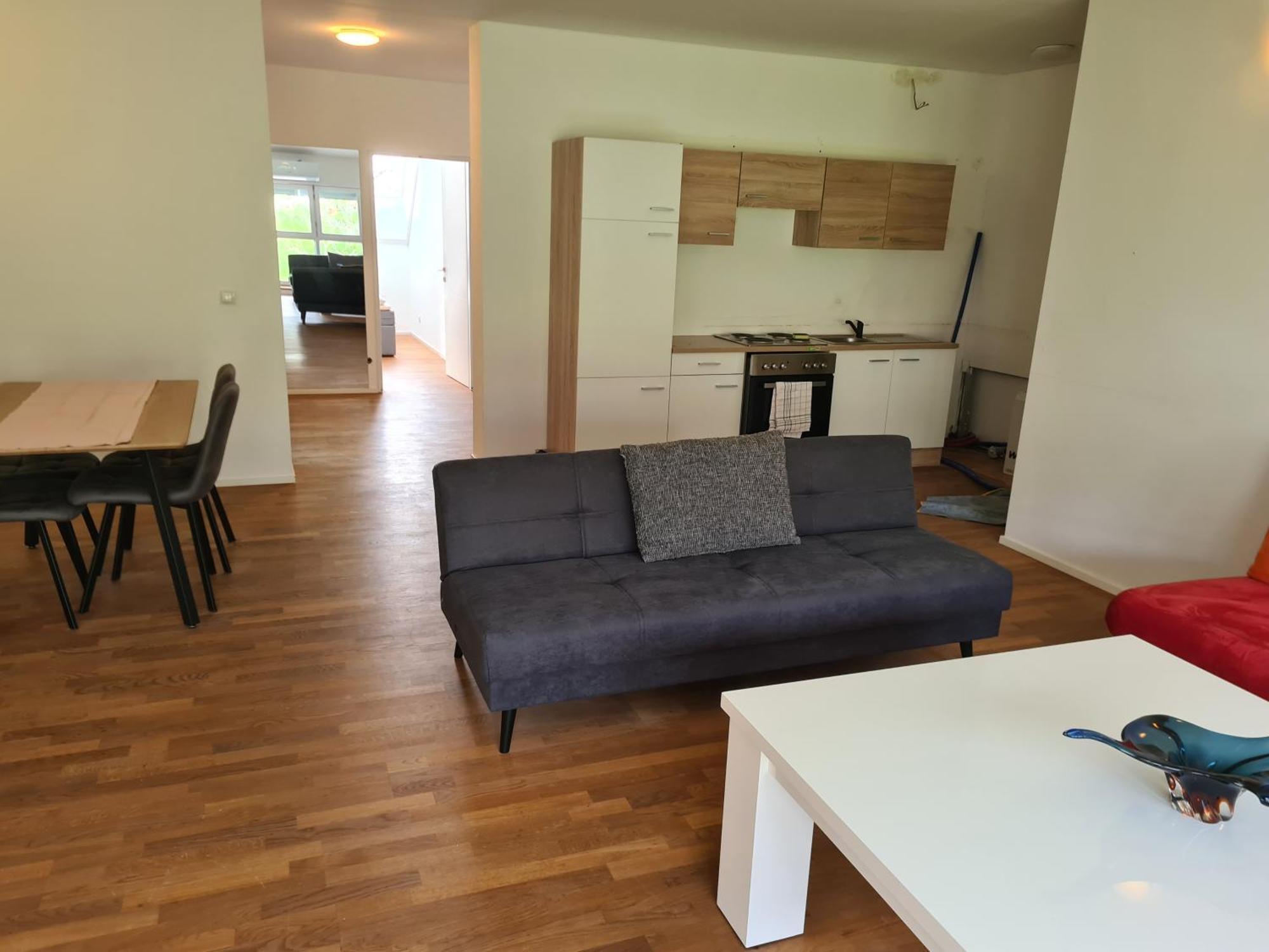 Gardenloft No4 - Enjoy Apartment Wina Bagian luar foto